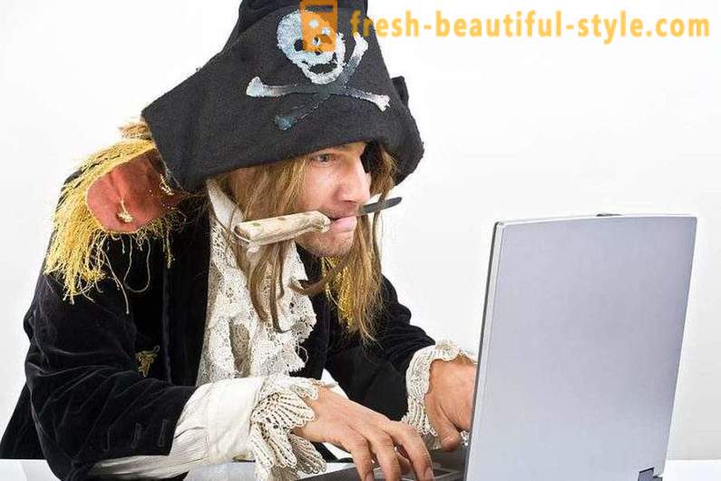 Experts have calculated how much earn pirate sites
