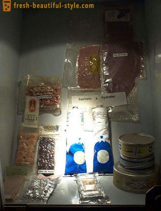 Food in tubes for Soviet cosmonauts