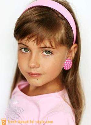 Holiday hairstyles for medium hair with your hands (see photo). Children's festive hairstyle for medium hair