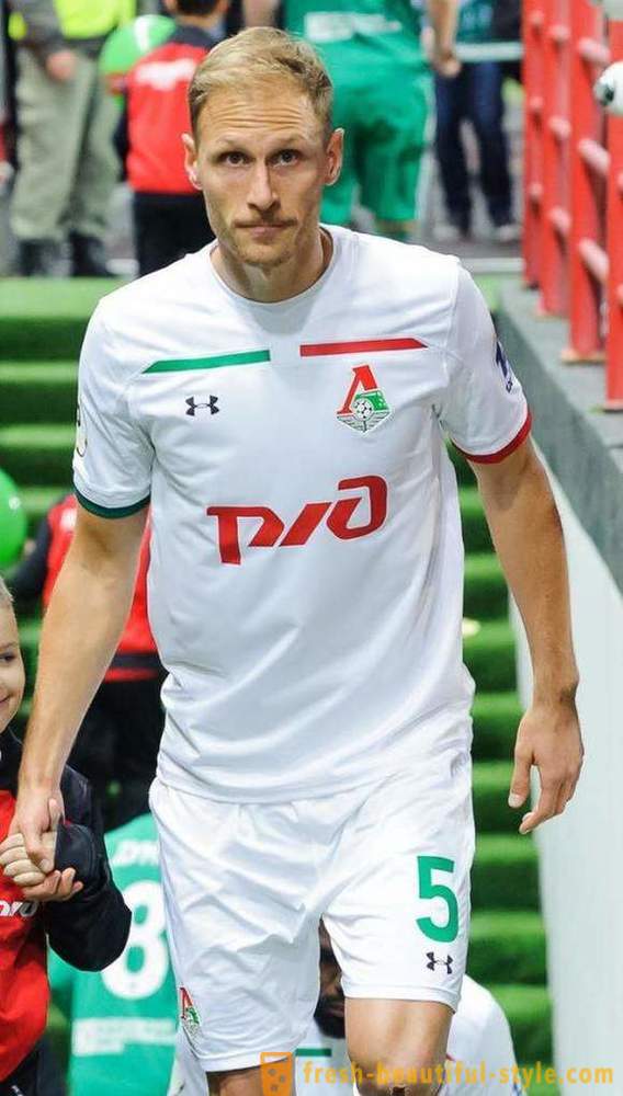 Benedikt Höwedes: Career German footballer - a defender of the Moscow 