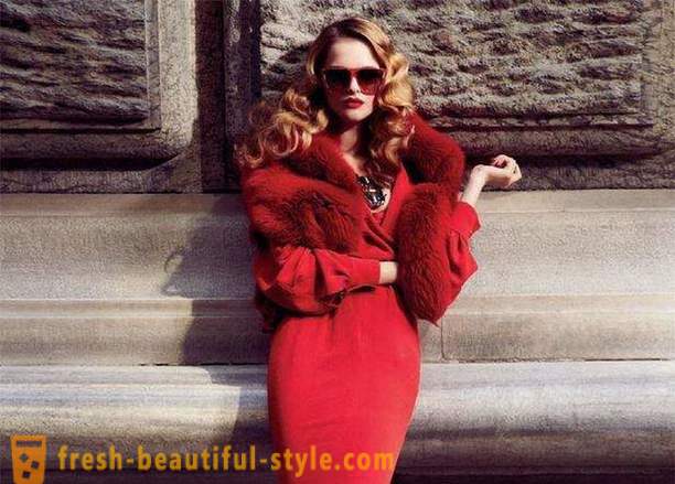 The best accessories red dress: photos and tips