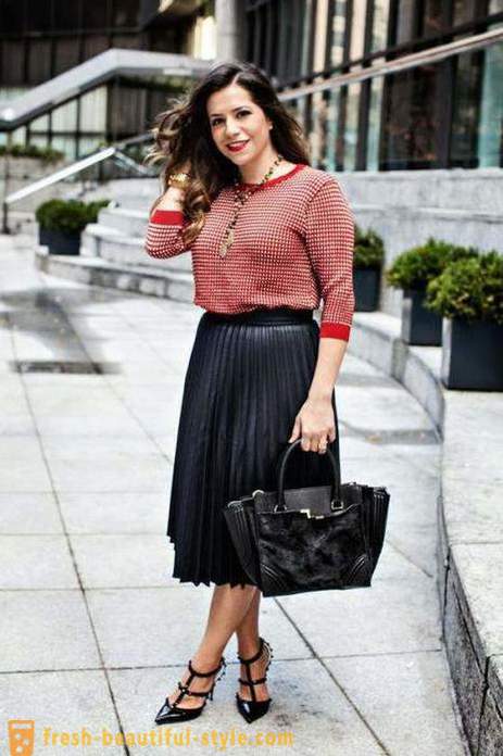 From what to wear trapeze skirt - advice stylists