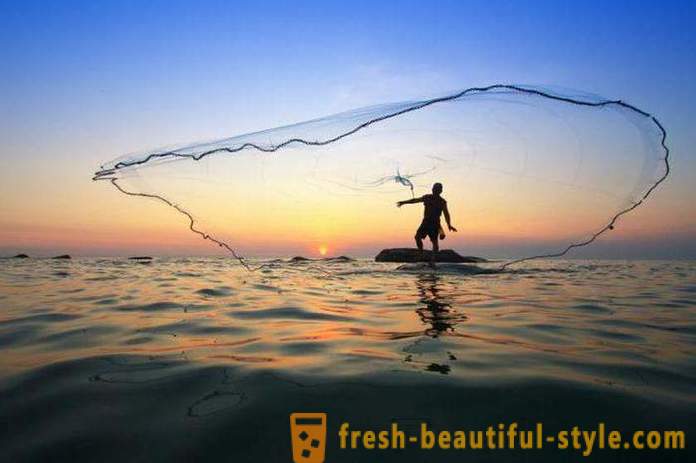 Finnish fishing nets of fishing line trójścienna