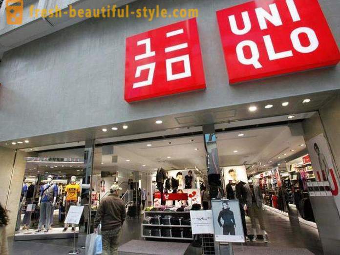 Uniqlo stores in Moscow, the brand and product range.