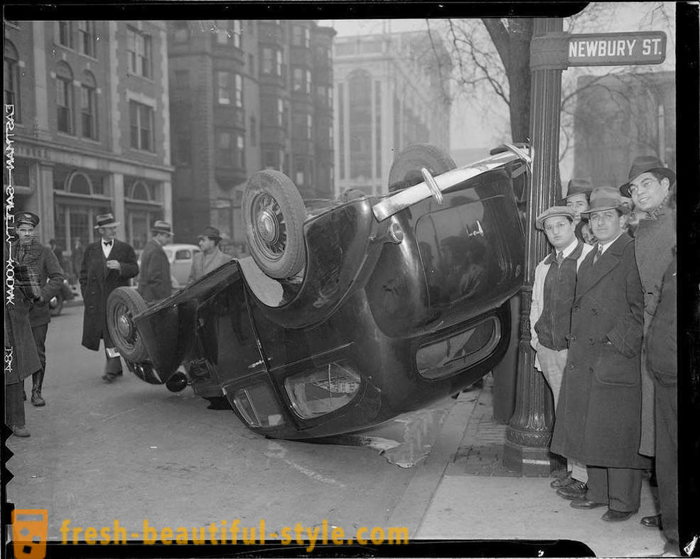 Photo collection of accidents on the roads of America in the years 1930-1950