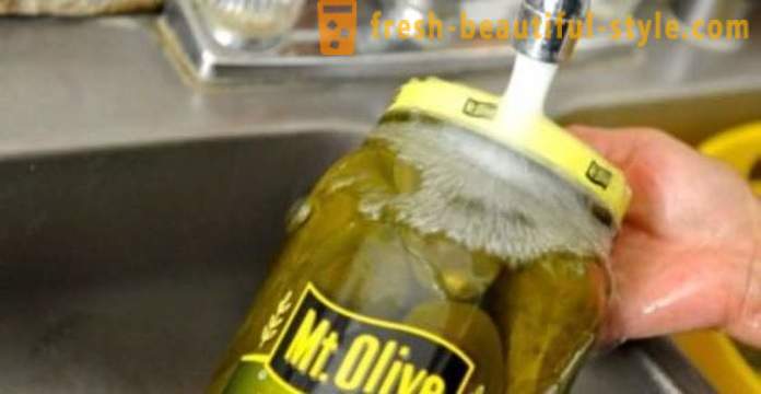 The most effective ways to open a jar with twist-off lids