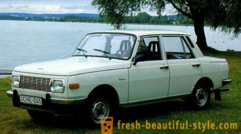 What foreign cars are made available to the Soviet drivers