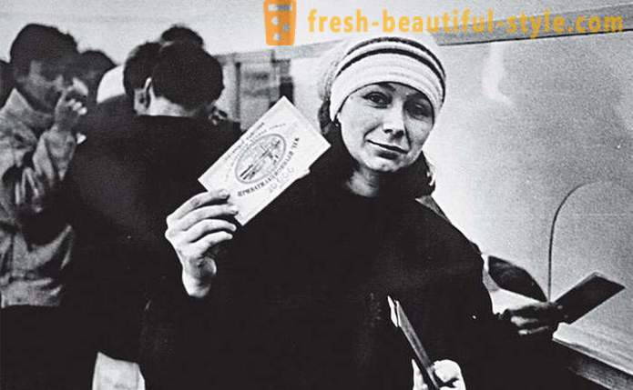Beautiful life, and retribution for her Soviet currency speculators