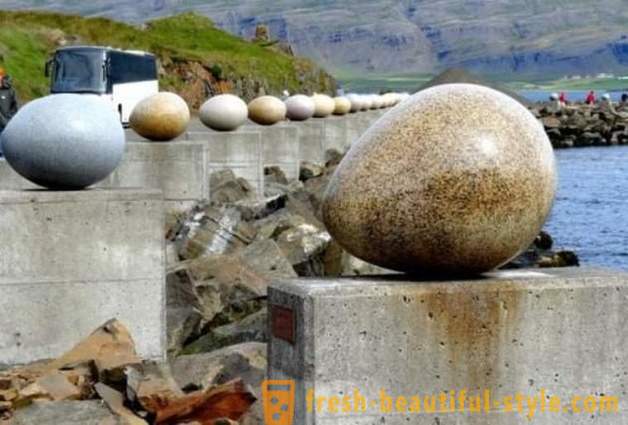 Strange and unusual sights in Iceland
