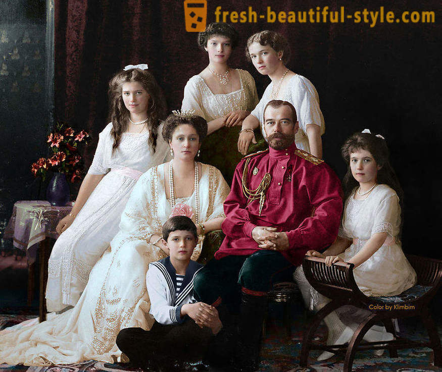 11 painted historical pictures of the Russian people