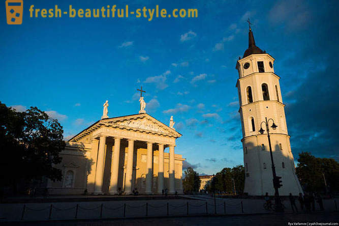 Walk through the good and bad Vilnius