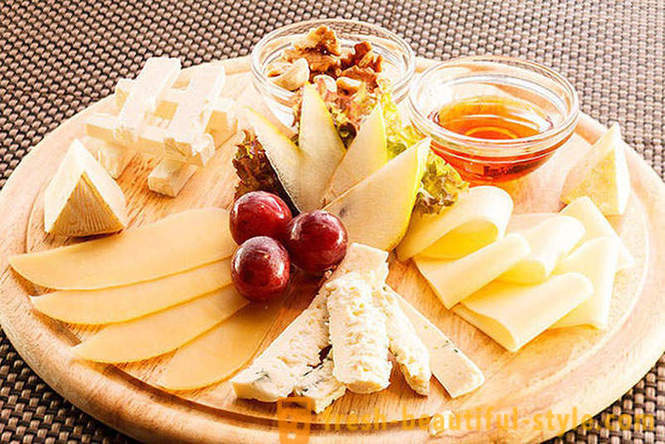 10 practical tips on how to eat cheese and not get fat