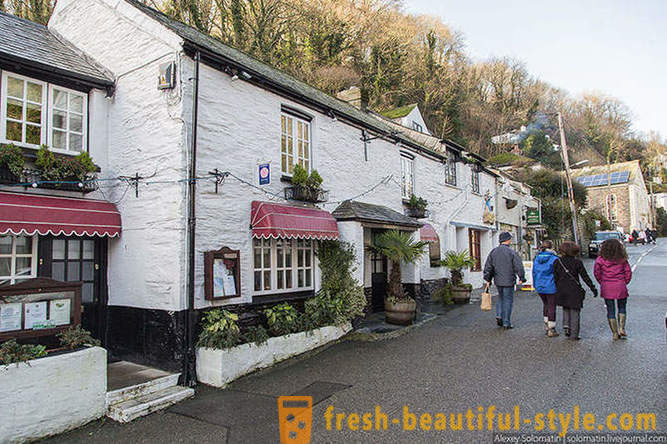 Walk through the fishing village of Polperro in the south of the UK