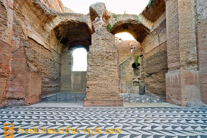Walking along the ancient baths in Rome