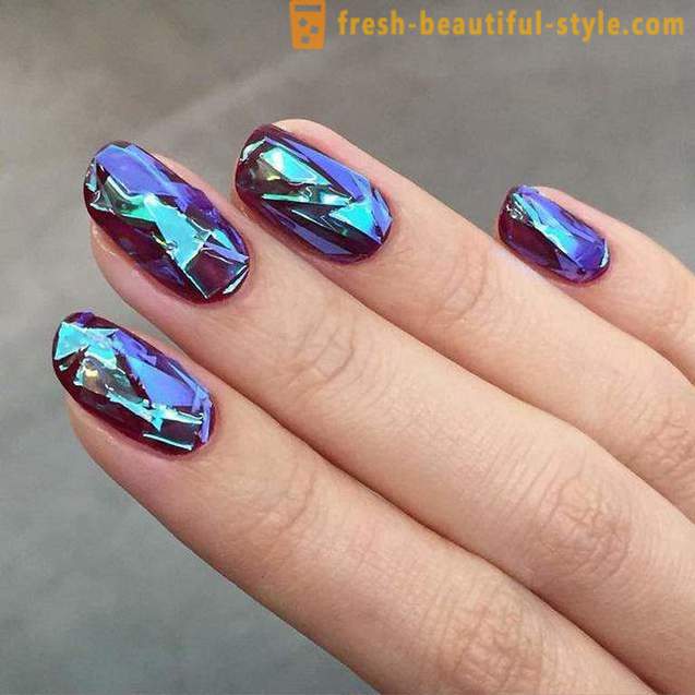 What is stained glass gel nail polish?