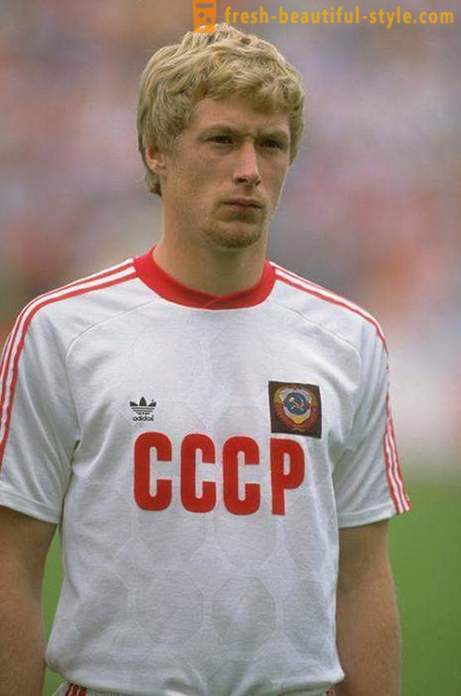 Alex Mickle, Ukrainian football player: biography, family, sports career