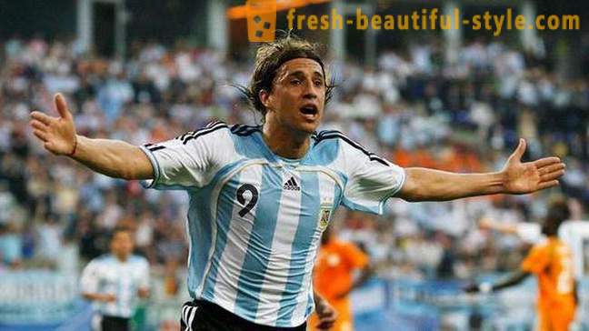 Argentine striker Hernan Crespo