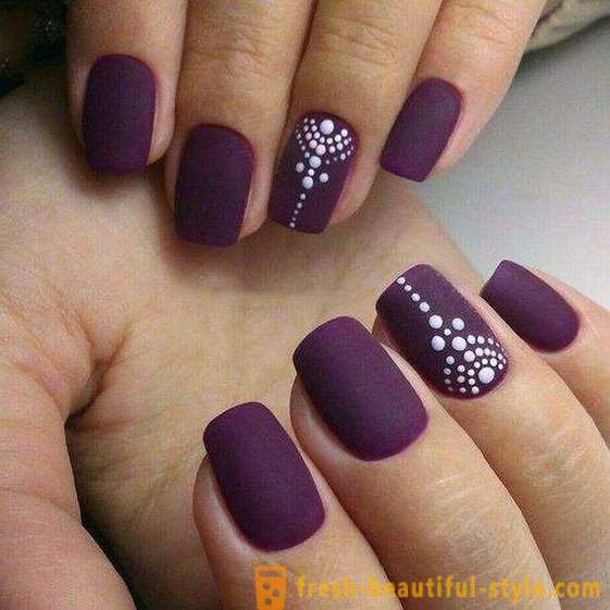 How to make a fashionable purple manicure: step by step guide