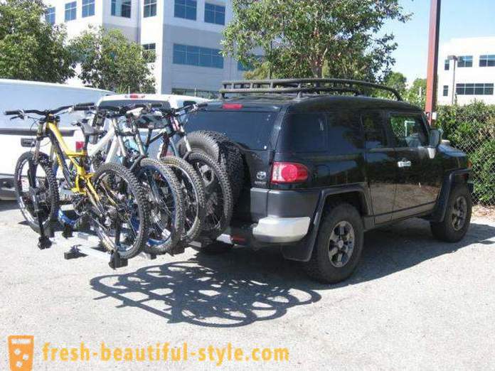 How to install the bike carrier on the tow hitch