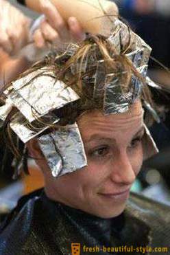 Cap foil or polyethylene. The main methods of dyeing hair at home