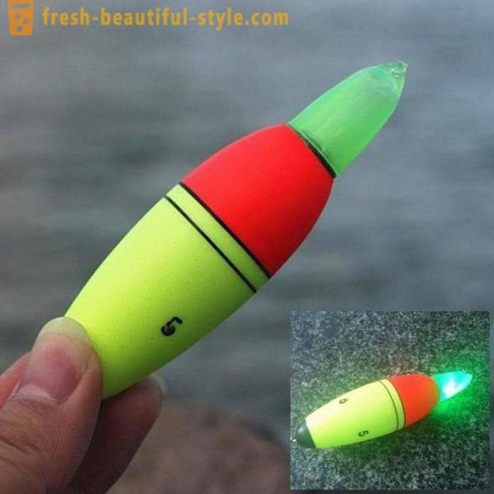 Float fishing with his hands. Species glowing float for night fishing, float-nod for summer fishing, electronic float