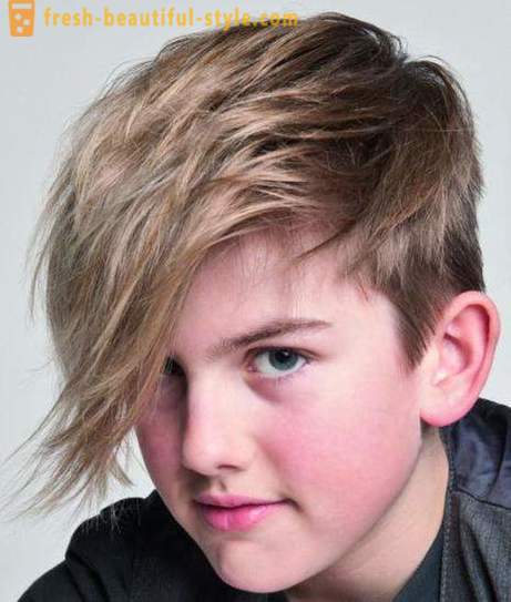 Trendy hairstyles for boys. Creative options