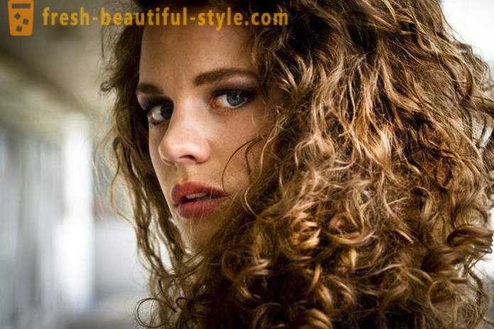 Curly hair: styling, hair styles, haircut. Short haircuts to curly hair