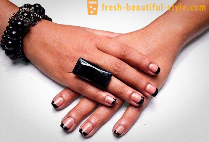Black jacket on the nails - the trend in 2016