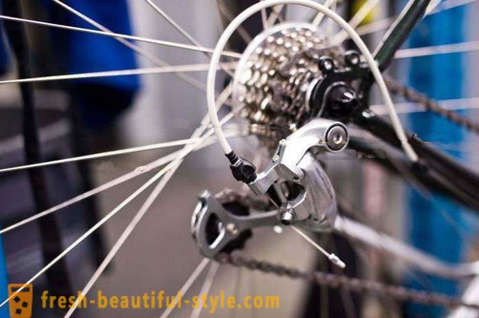 How to switch on a bicycle speed? How to adjust the speed of a bicycle