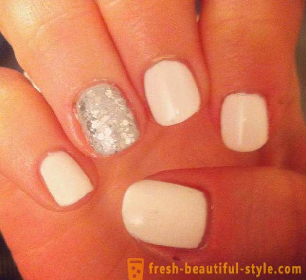How to apply shellac nails on right? How to apply glitter or pattern on shellac home?