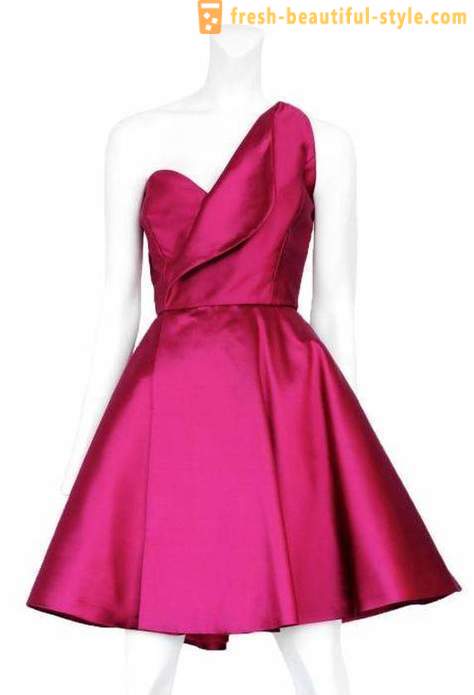 Pink dress as a basic element of the wardrobe