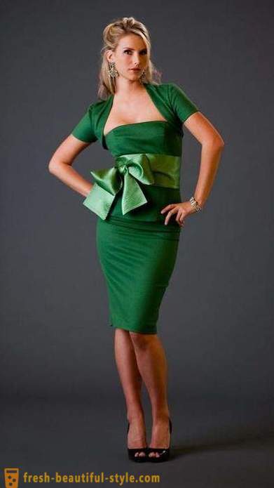 Green dress - perfect outfit for any occasion
