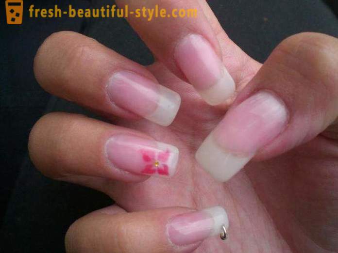 What could be the design of gel nails?