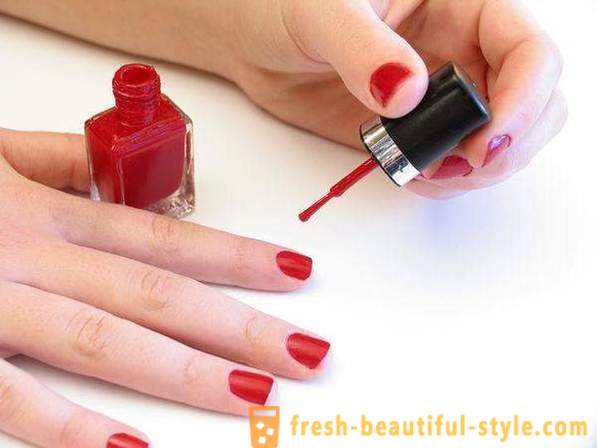 How to make a beautiful manicure on short nails
